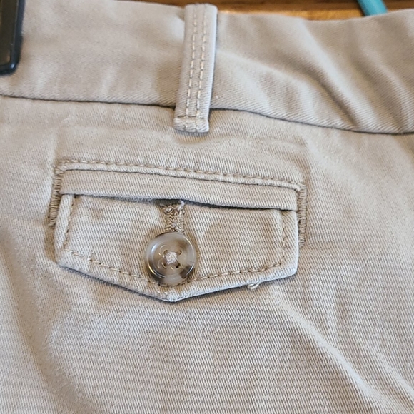 EUC Banana Republic shorts - Picture 3 of 5